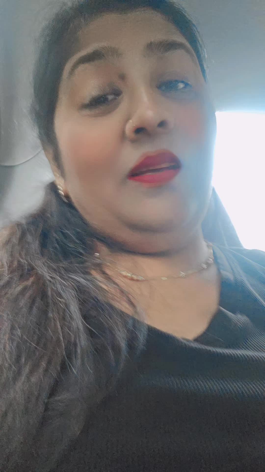 @rozy786