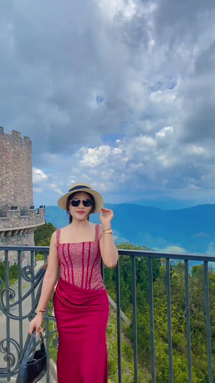 @mayhmuekhinkhin