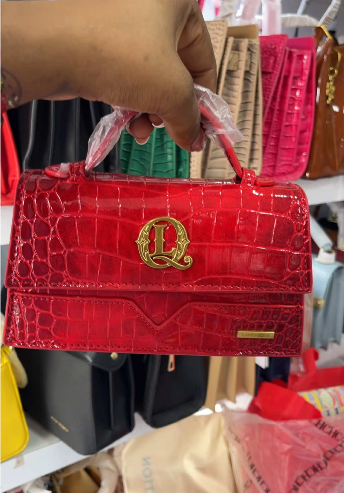 @TEEVANN BOUTIQUE
