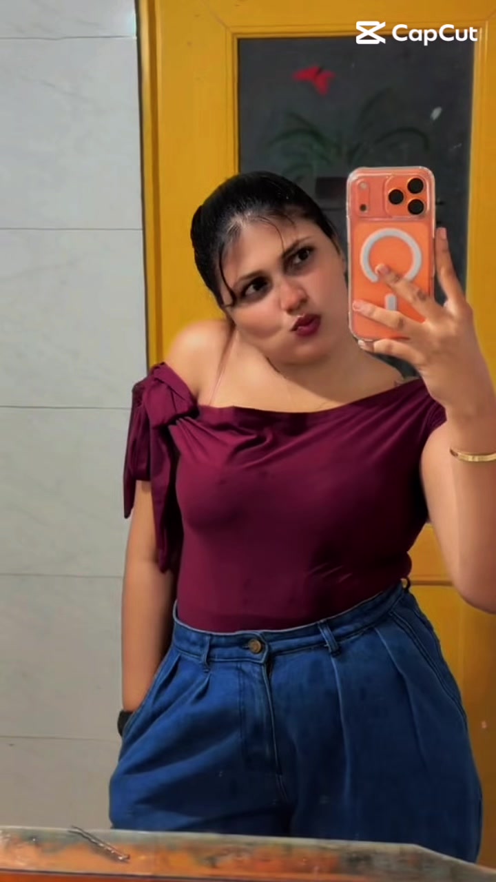 @Hansani G fashions ✨🤍👗