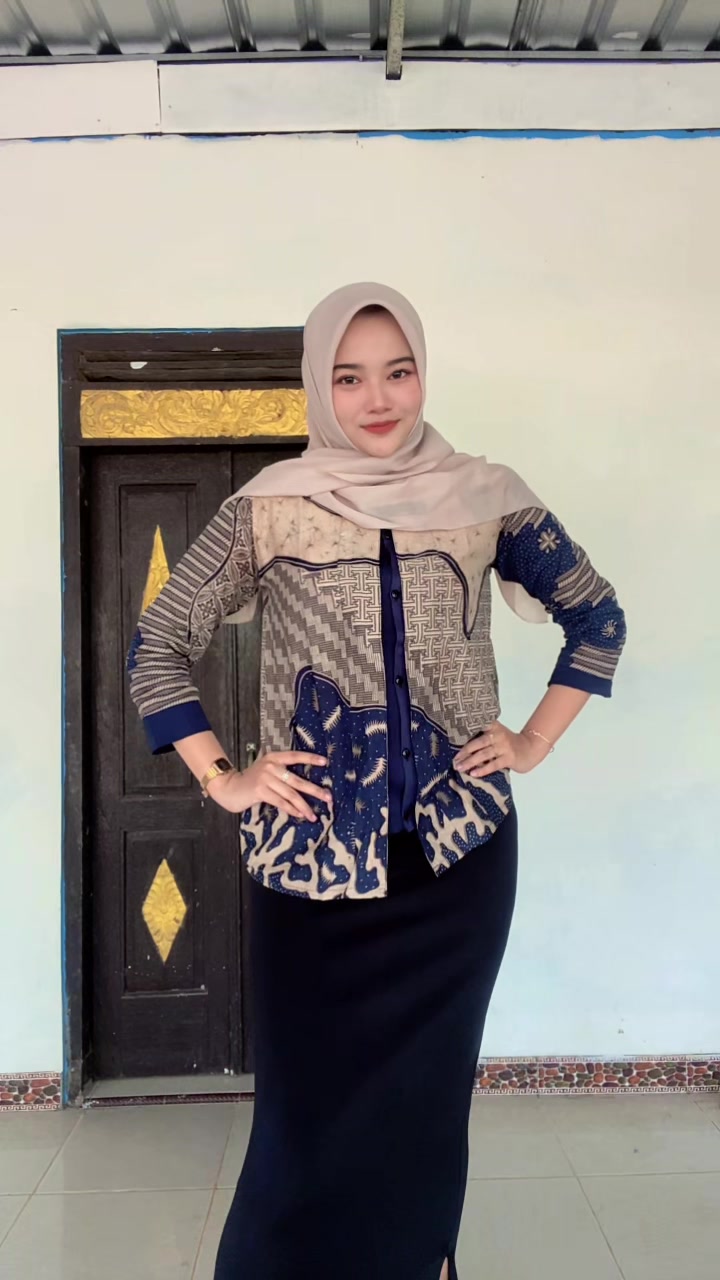 @putriii🦩