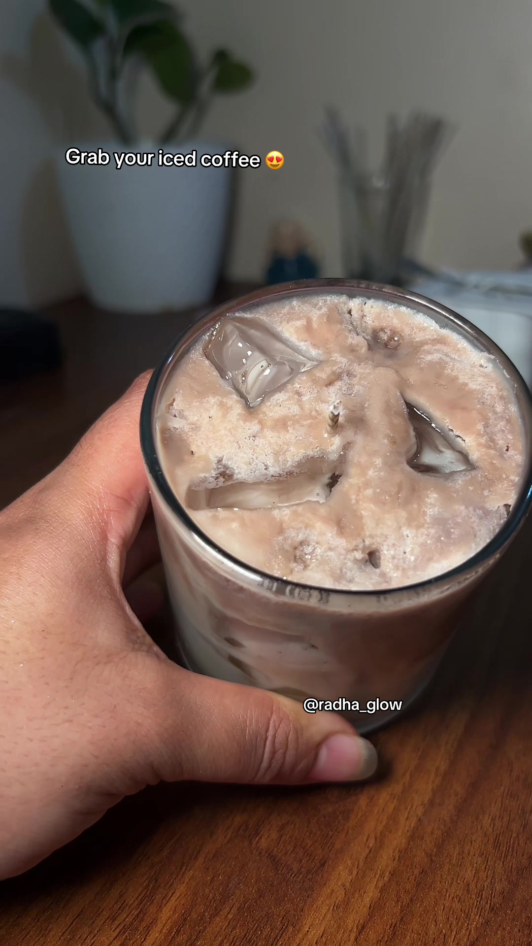 @RADHA_GLOW | scented candle
