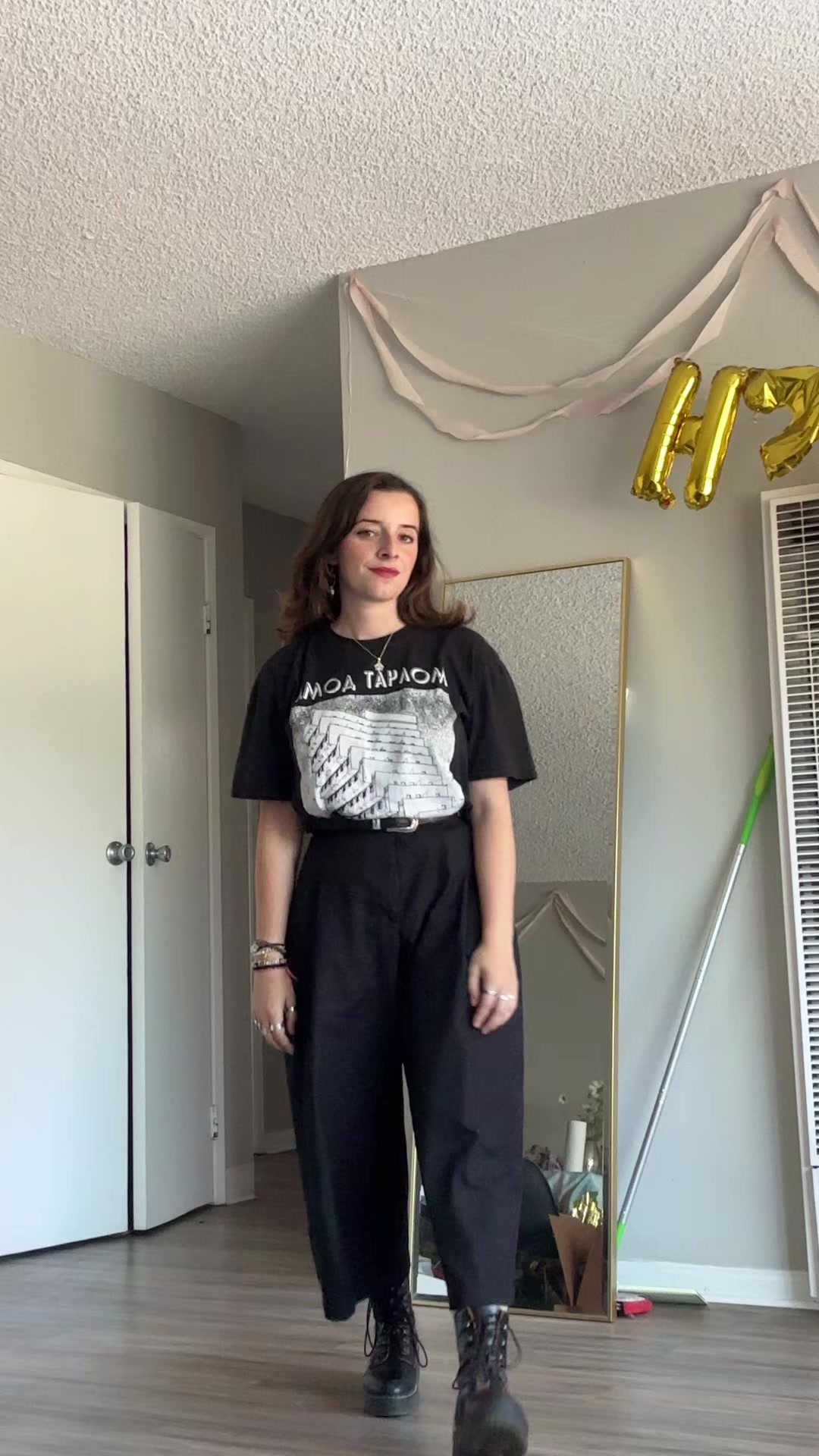 @claneyes