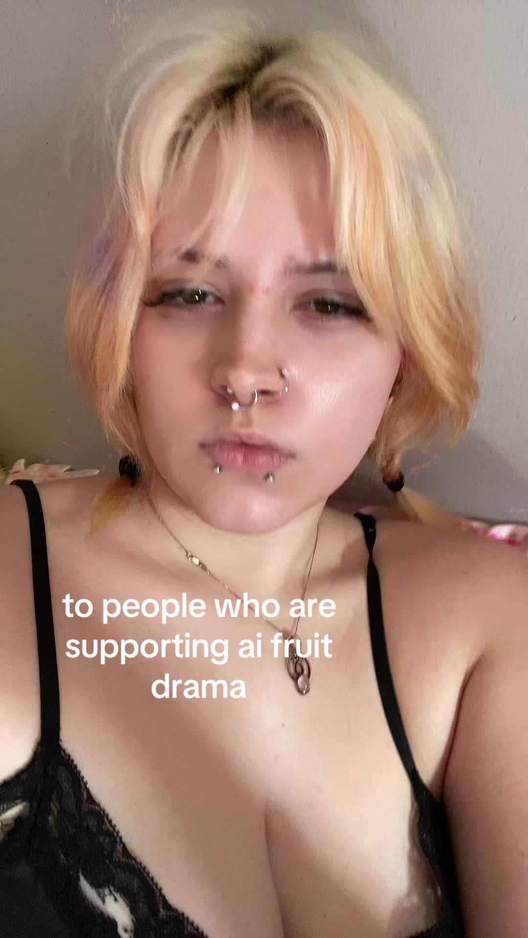 @torisaur🍓🐛