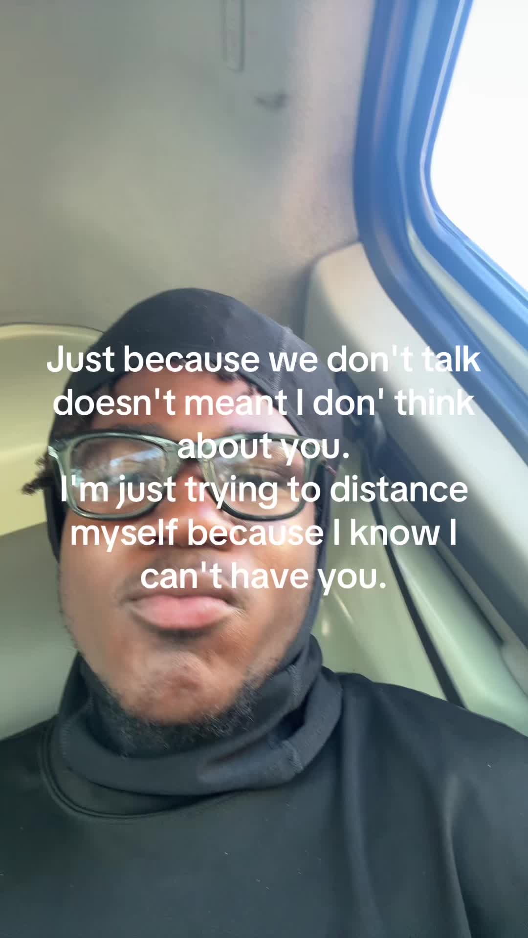 @😶