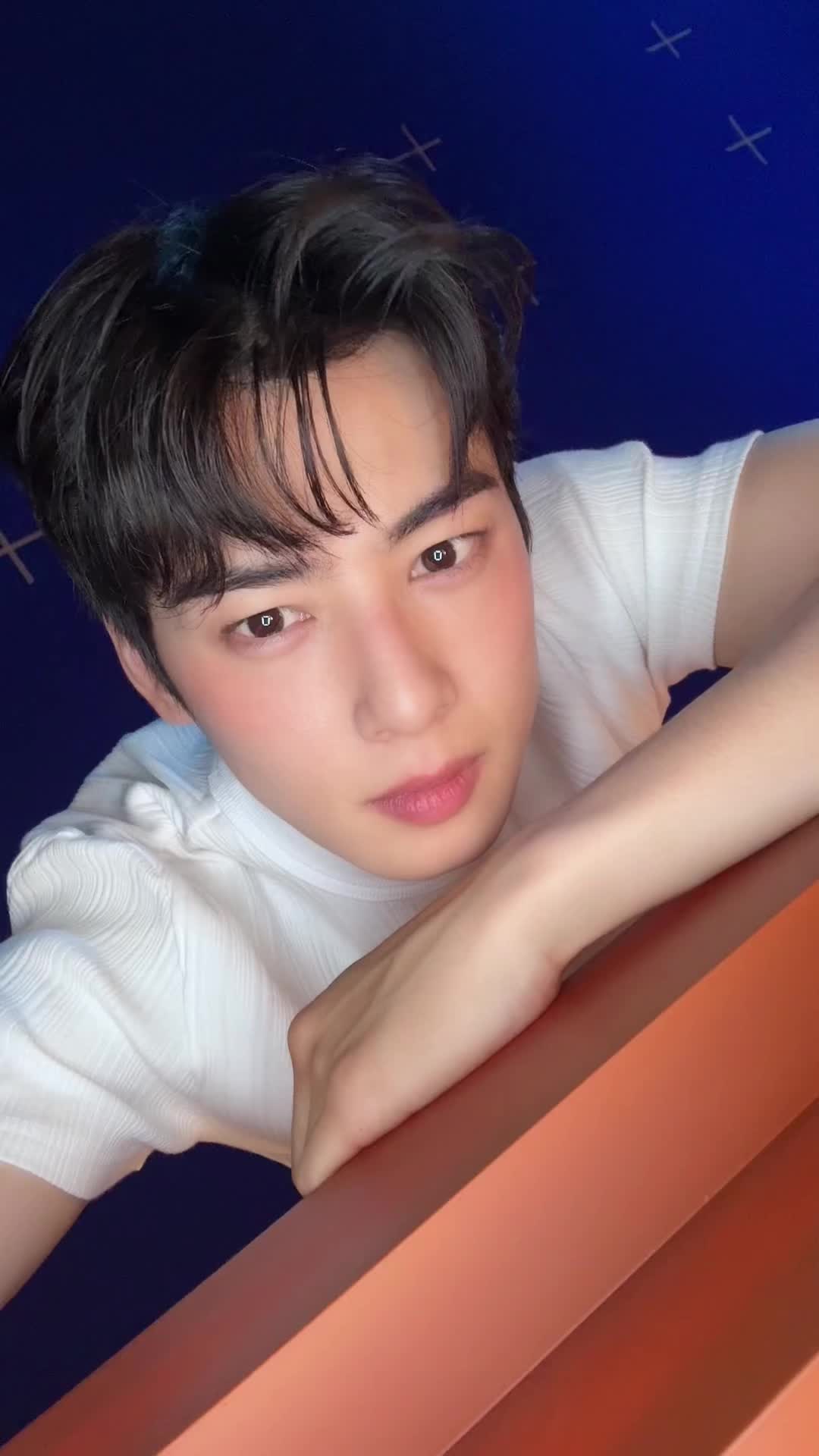 @차은우 CHA EUN-WOO