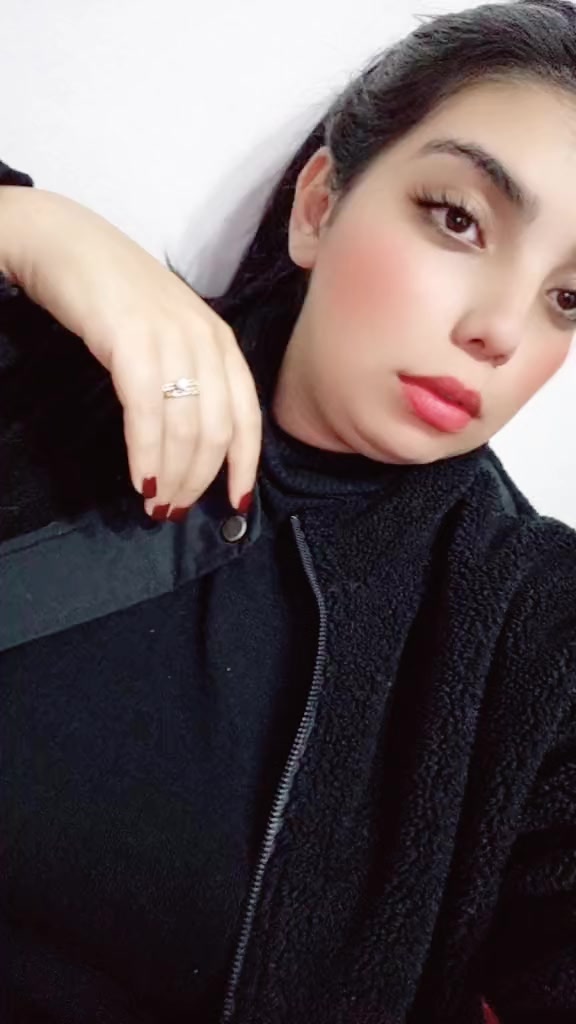 @Ikram wolfie 🧛♀️