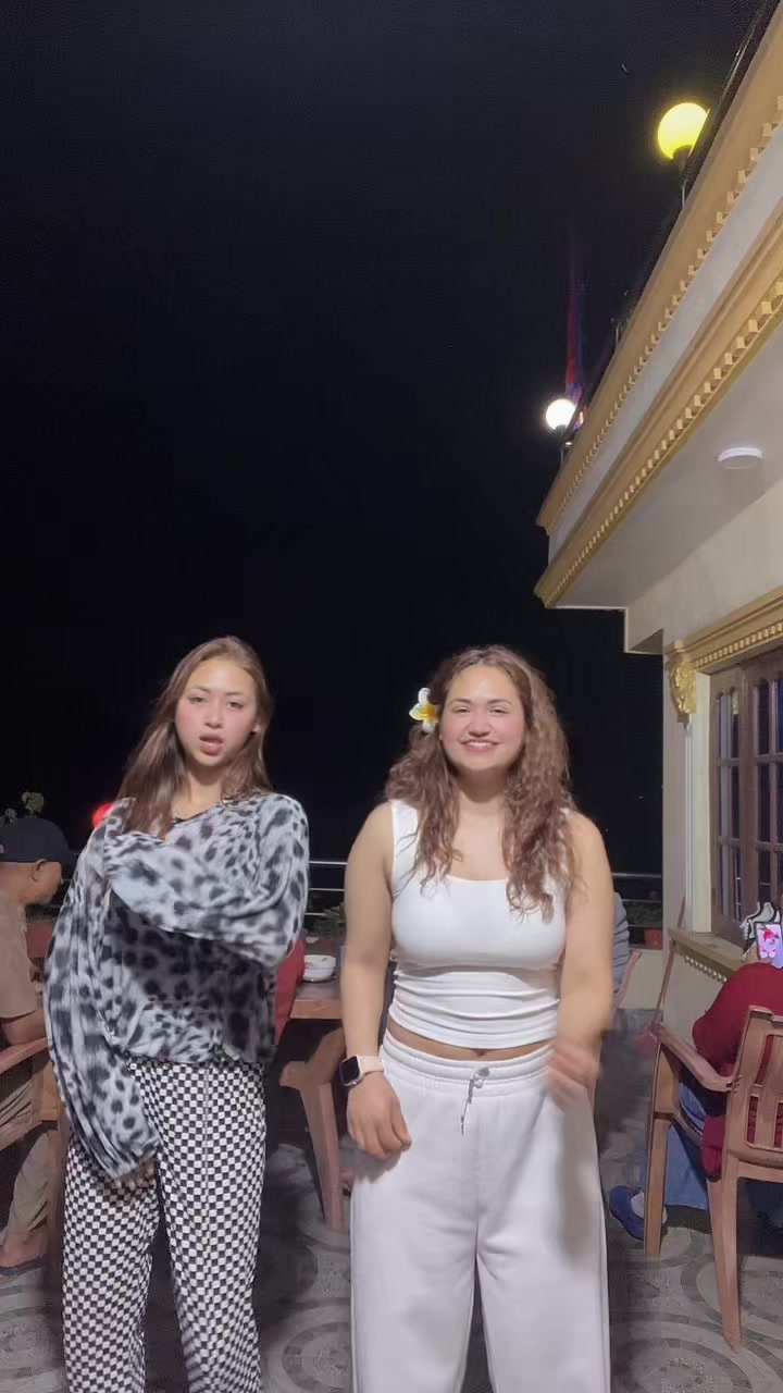@S ᥫ᭡🌸