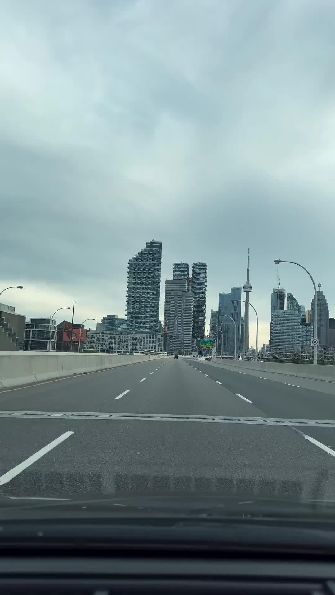 @alone_girl_01🇨🇦