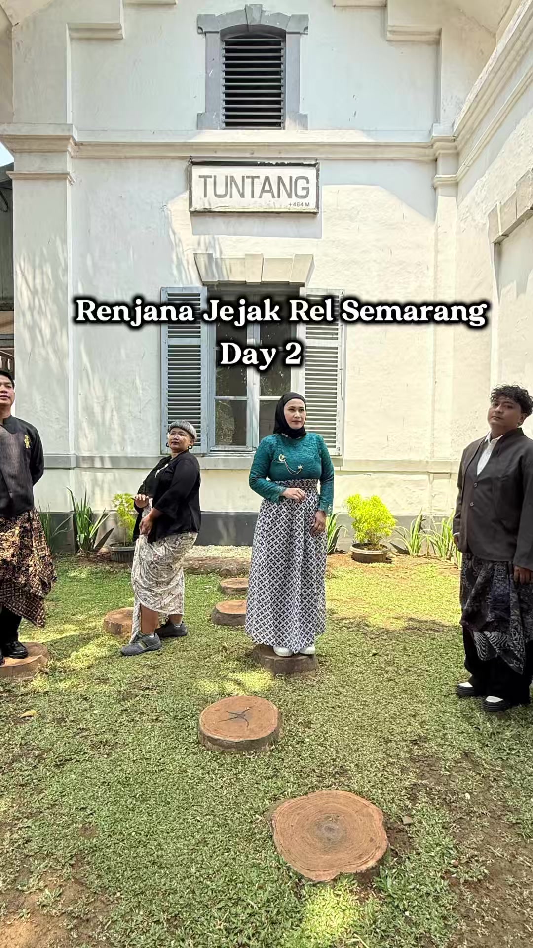 @Mama Akbar Alicia
