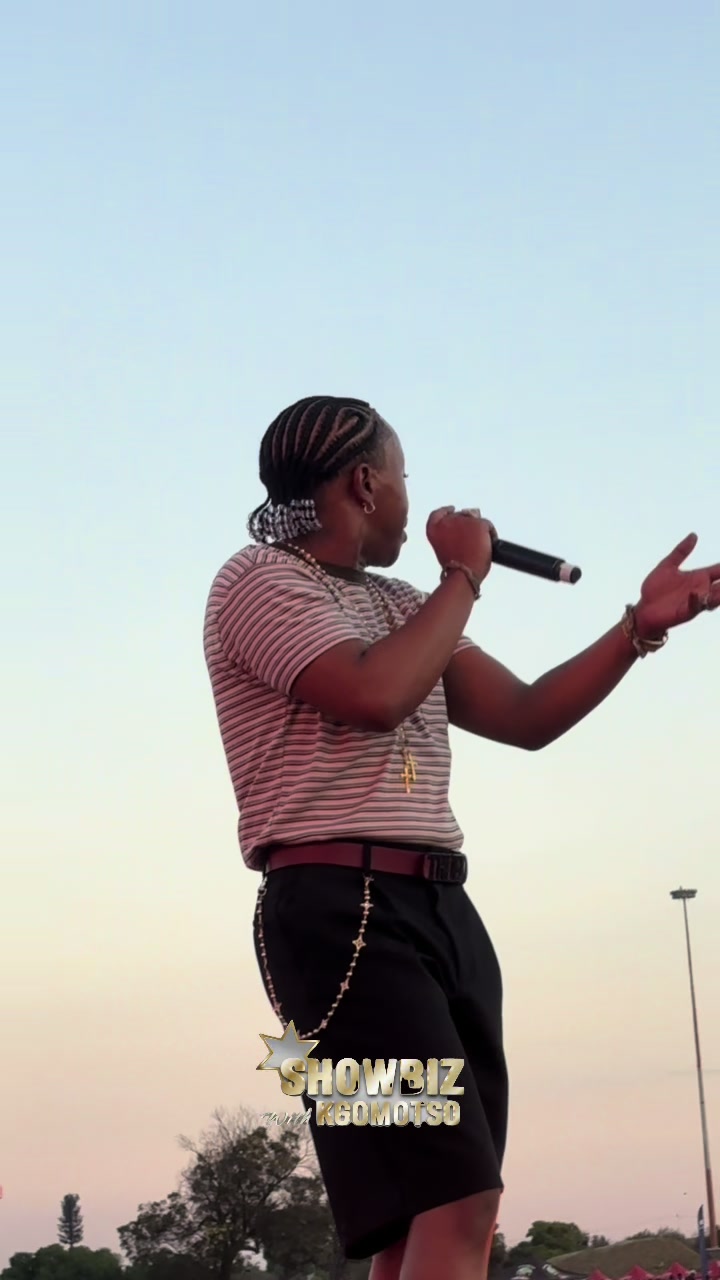 @showbiz_with_kgomotso 🩵