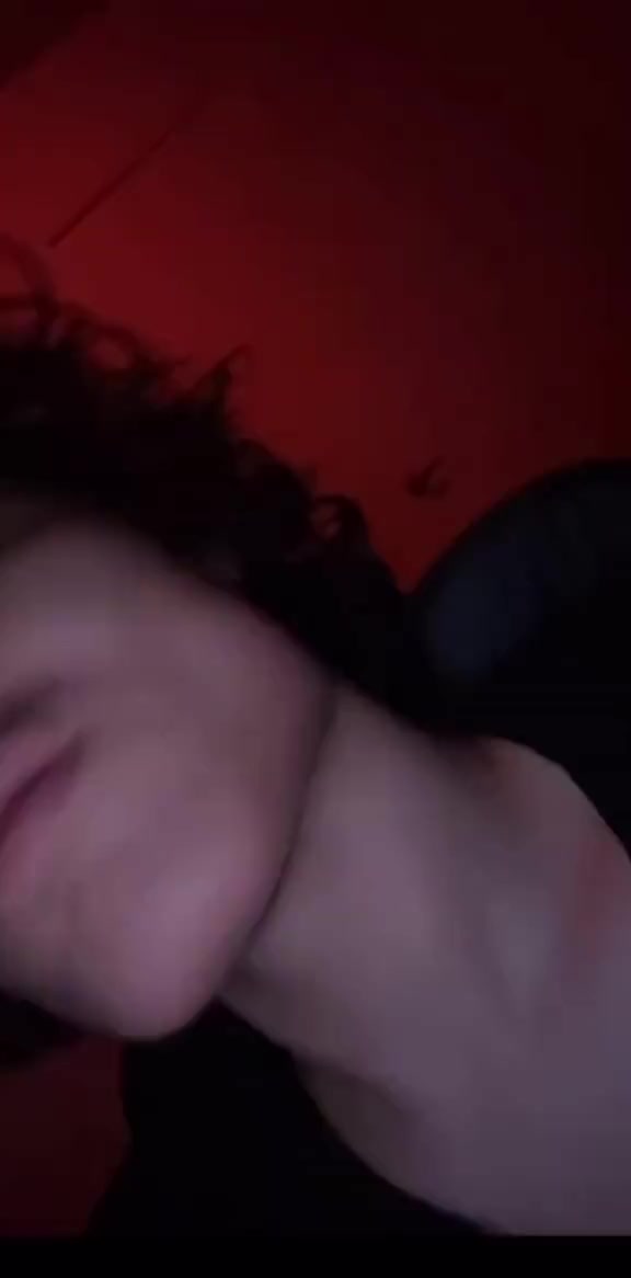 @ywoz