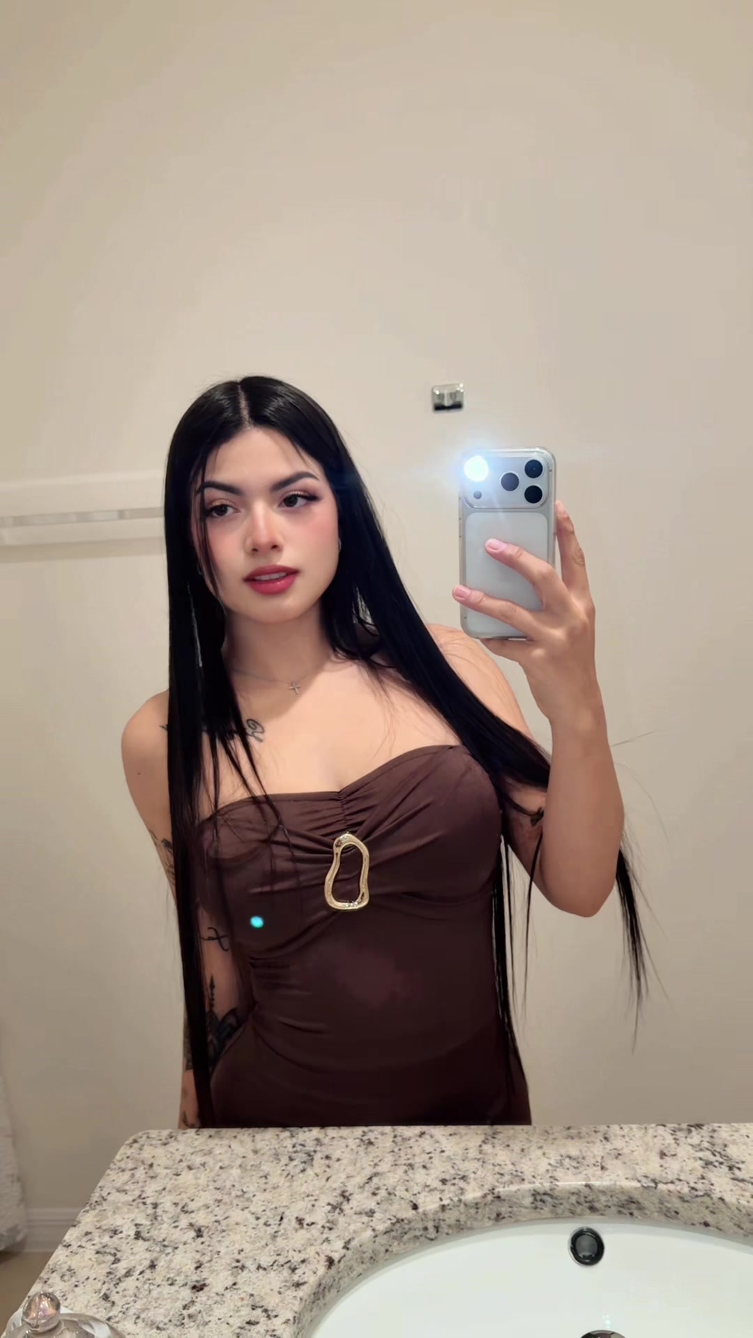 @Judianys