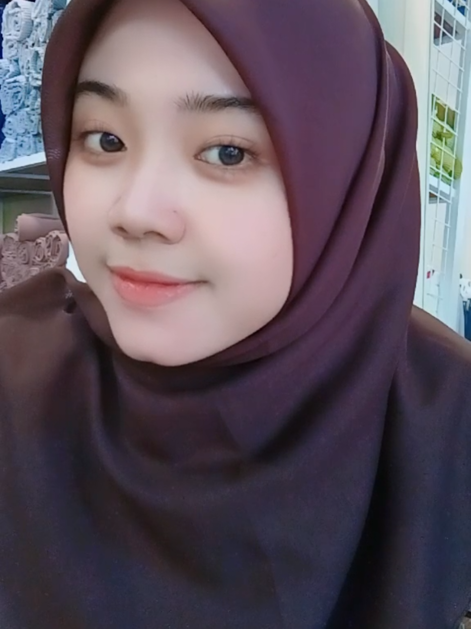 @amberleehijab.id