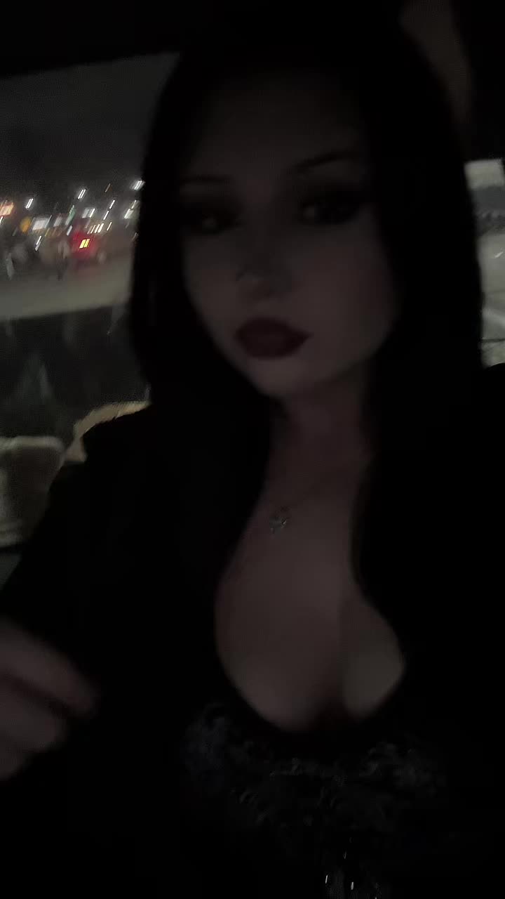 @Miranda🖤