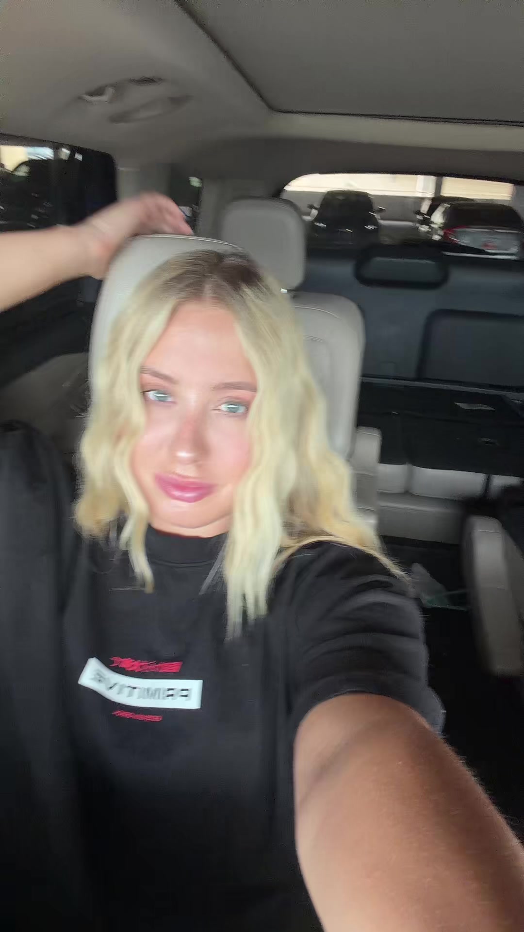 @Itsthespacecowgirl