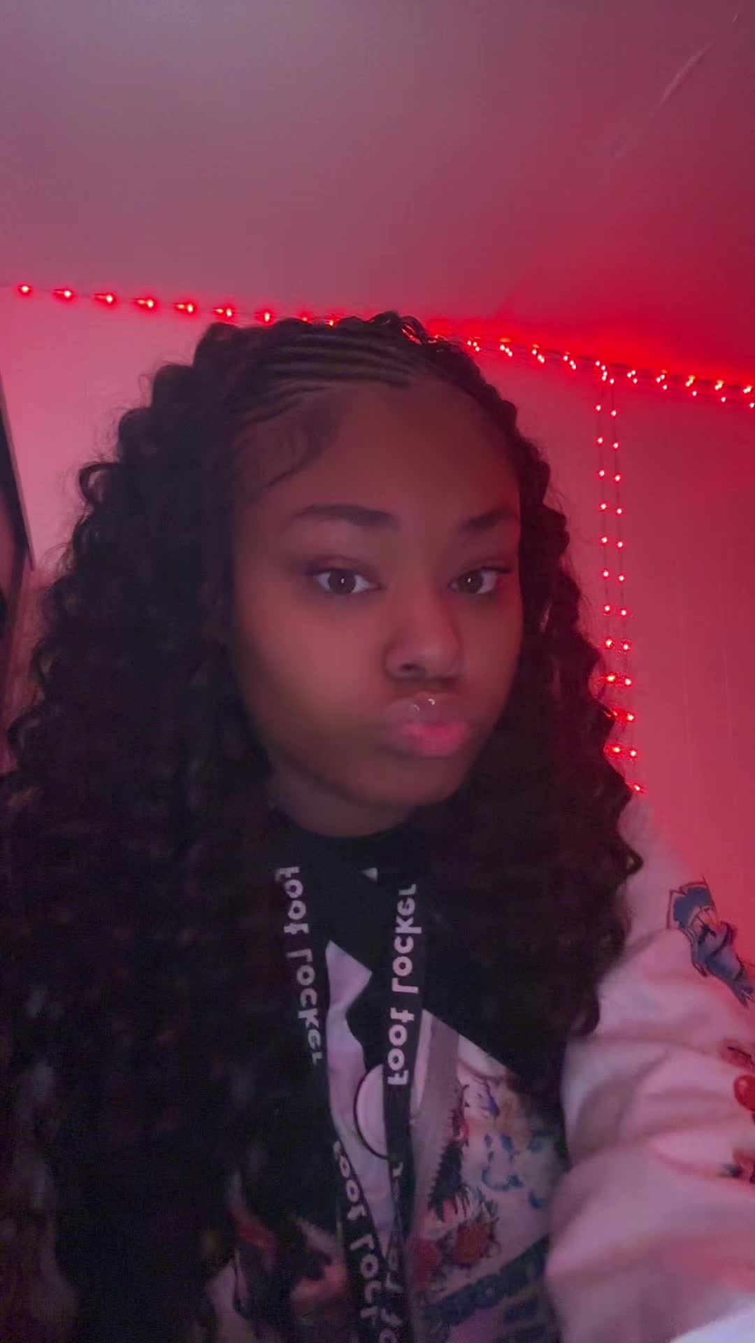 @Toriiii
