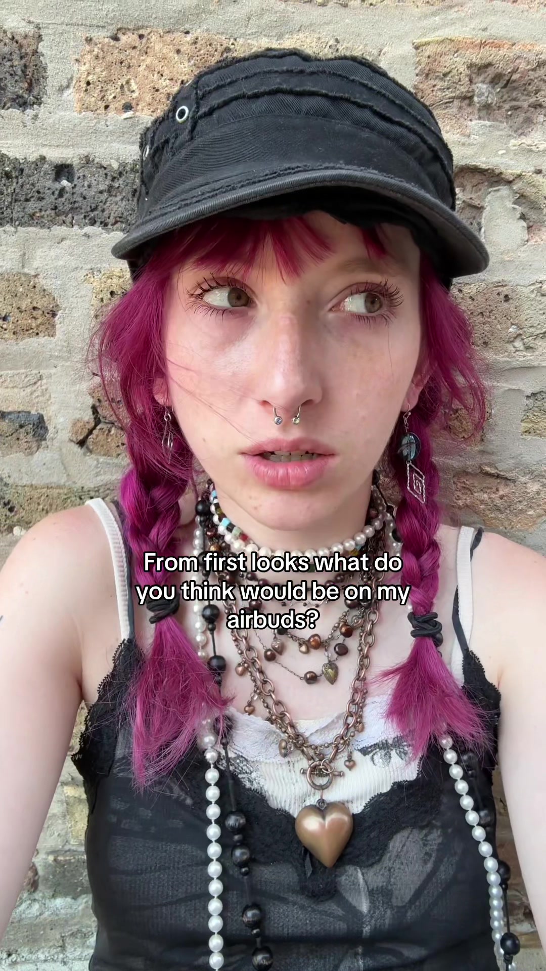 @emily.airbuds