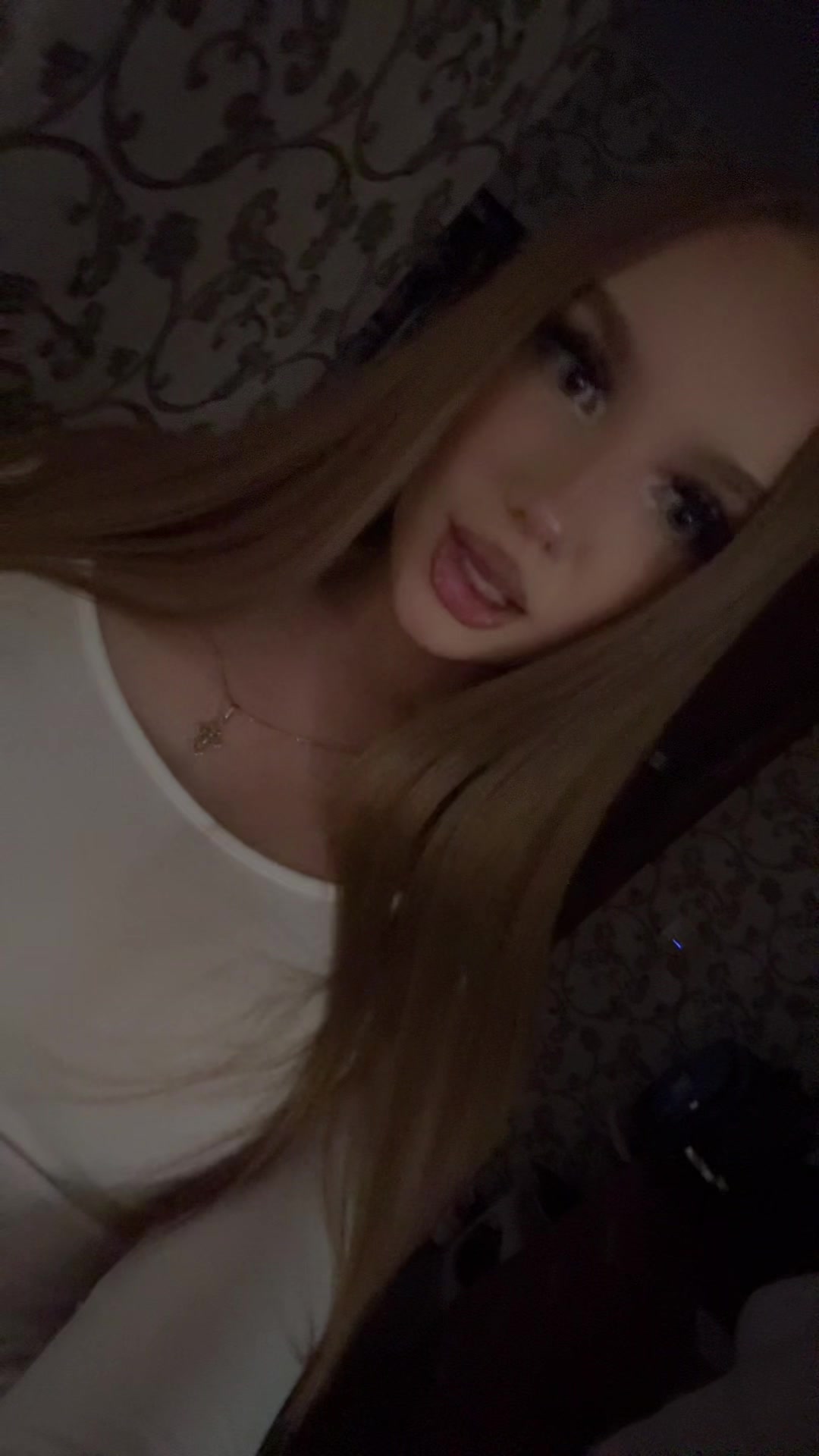 @𝓴𝓻𝓲𝓼𝓽𝔀𝓮🪽