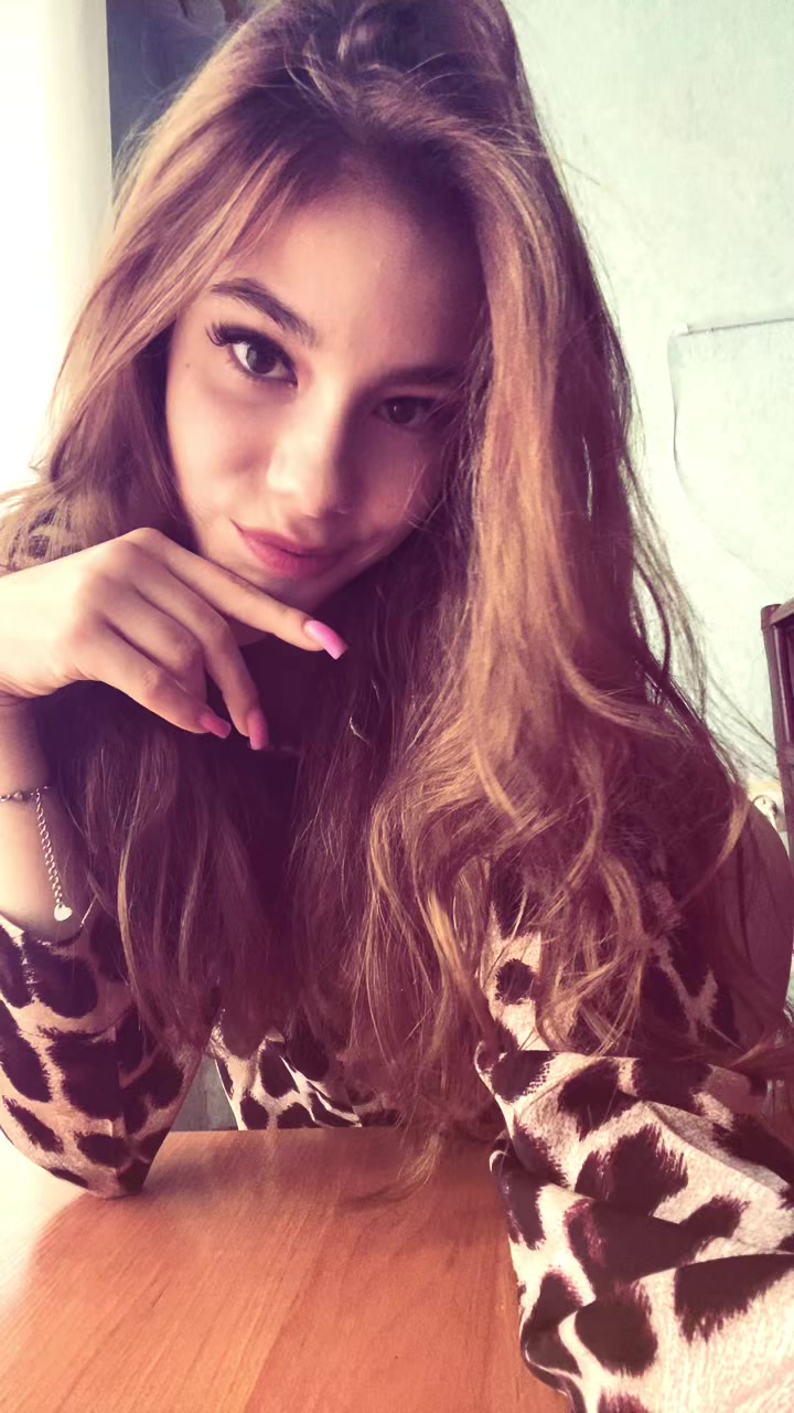 @𝒦.