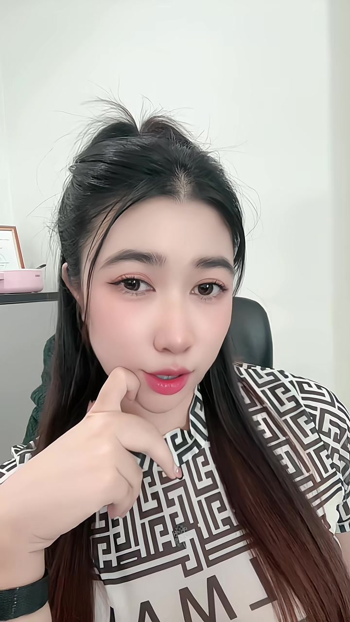 @• 🌷นอ นอ˚⊹