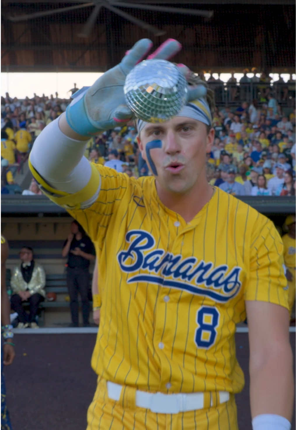 @thesavbananas