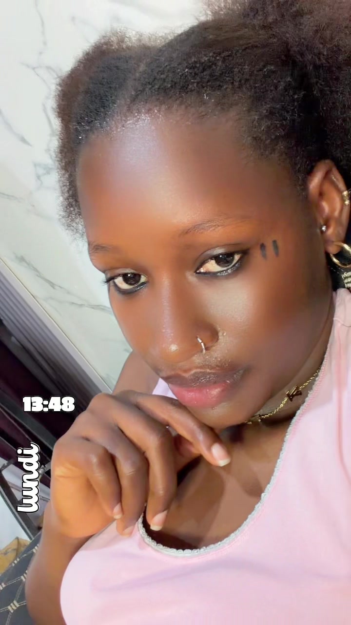 @Awiska Tangara