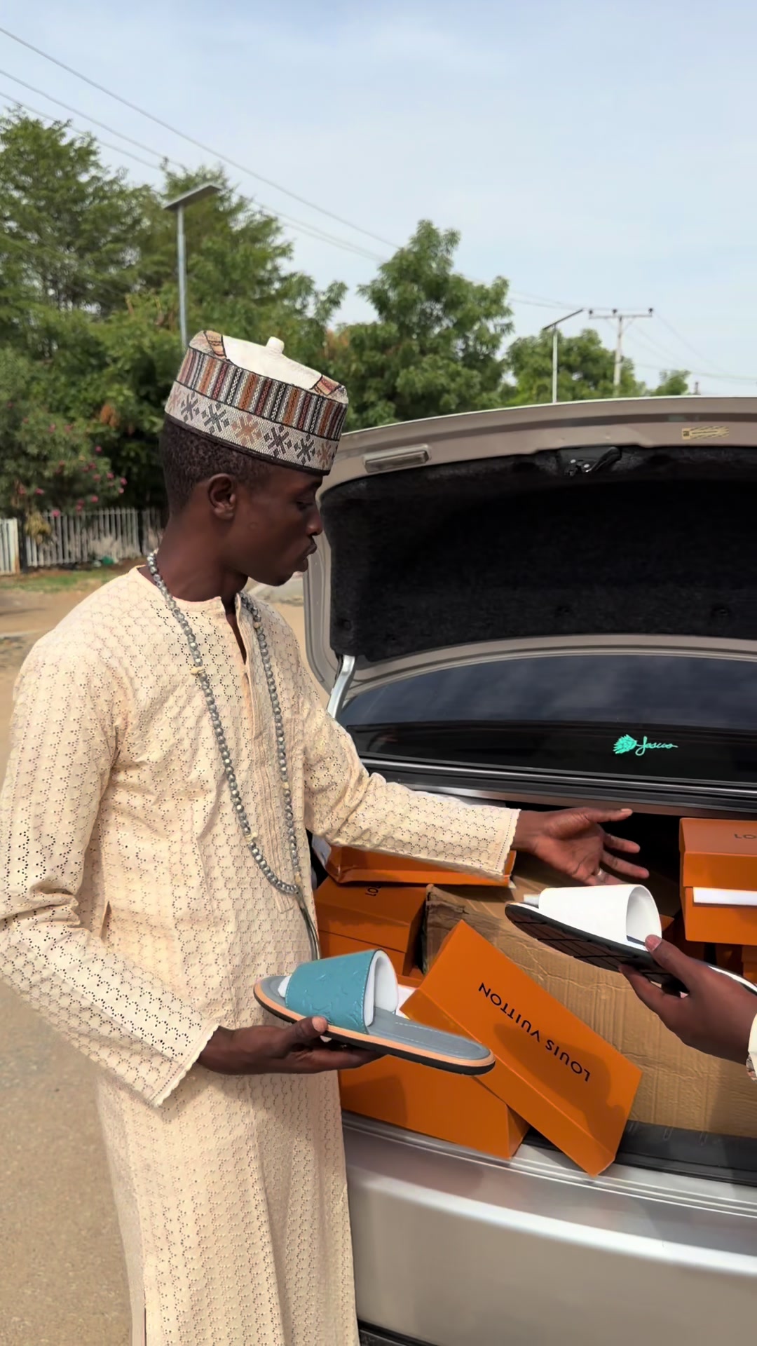 @ABBA SARKEE 🍎LINKS@CEO YALMAD