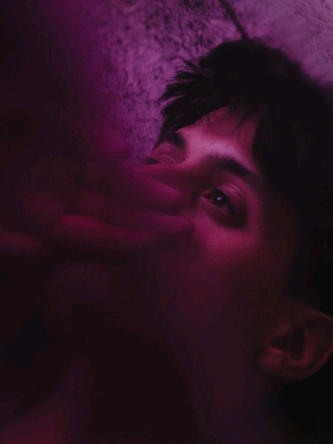 @★