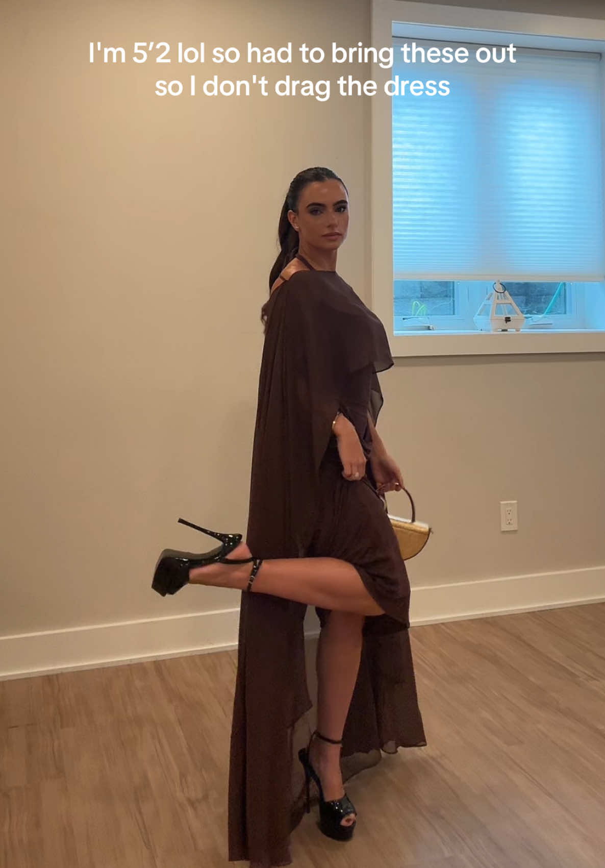 @Ariana isabel