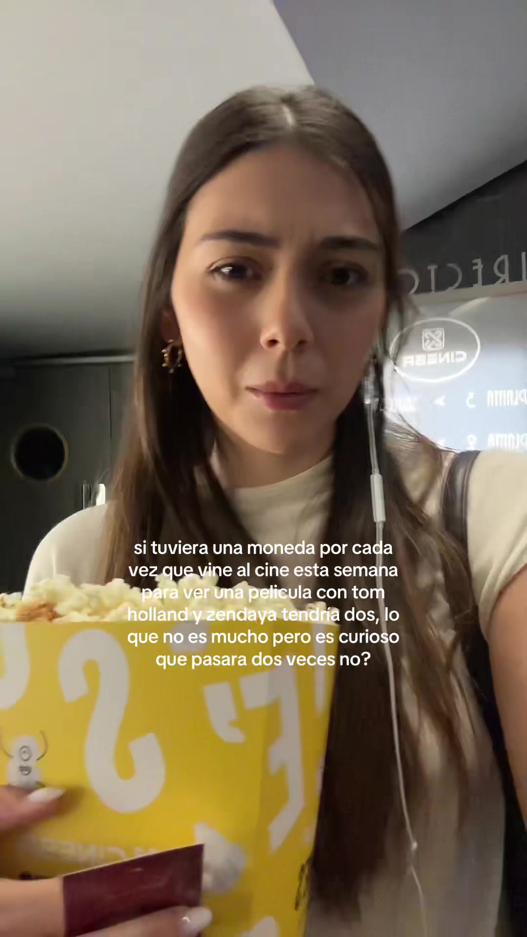 @adrianaleivaac