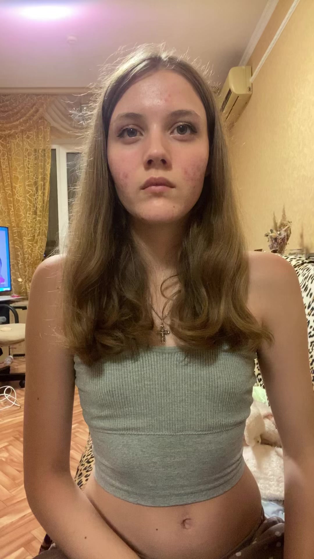 @thelanamog