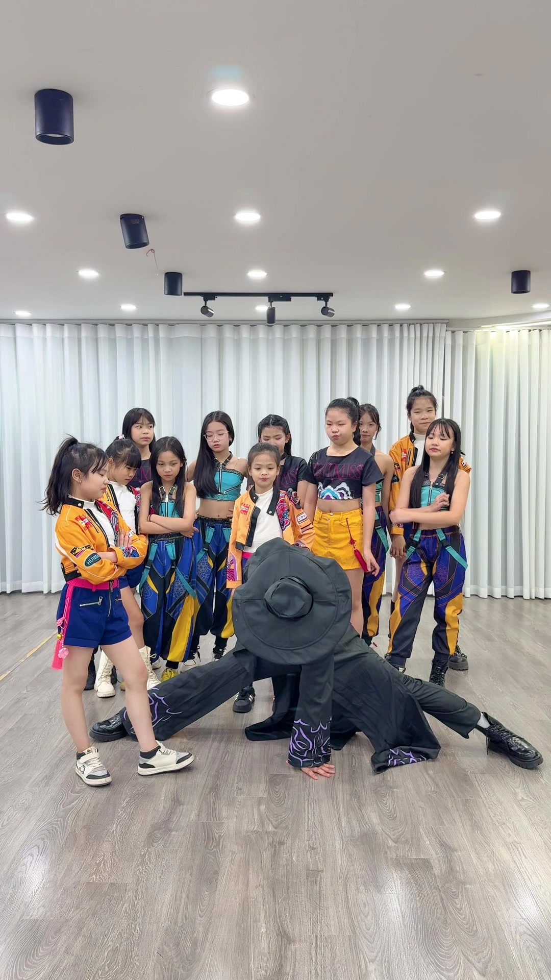 @Thầy Huy Kid Dance
