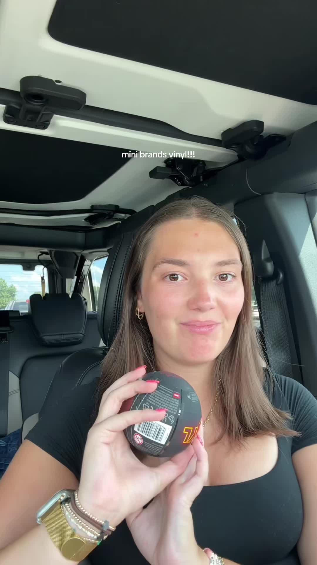 @bella!