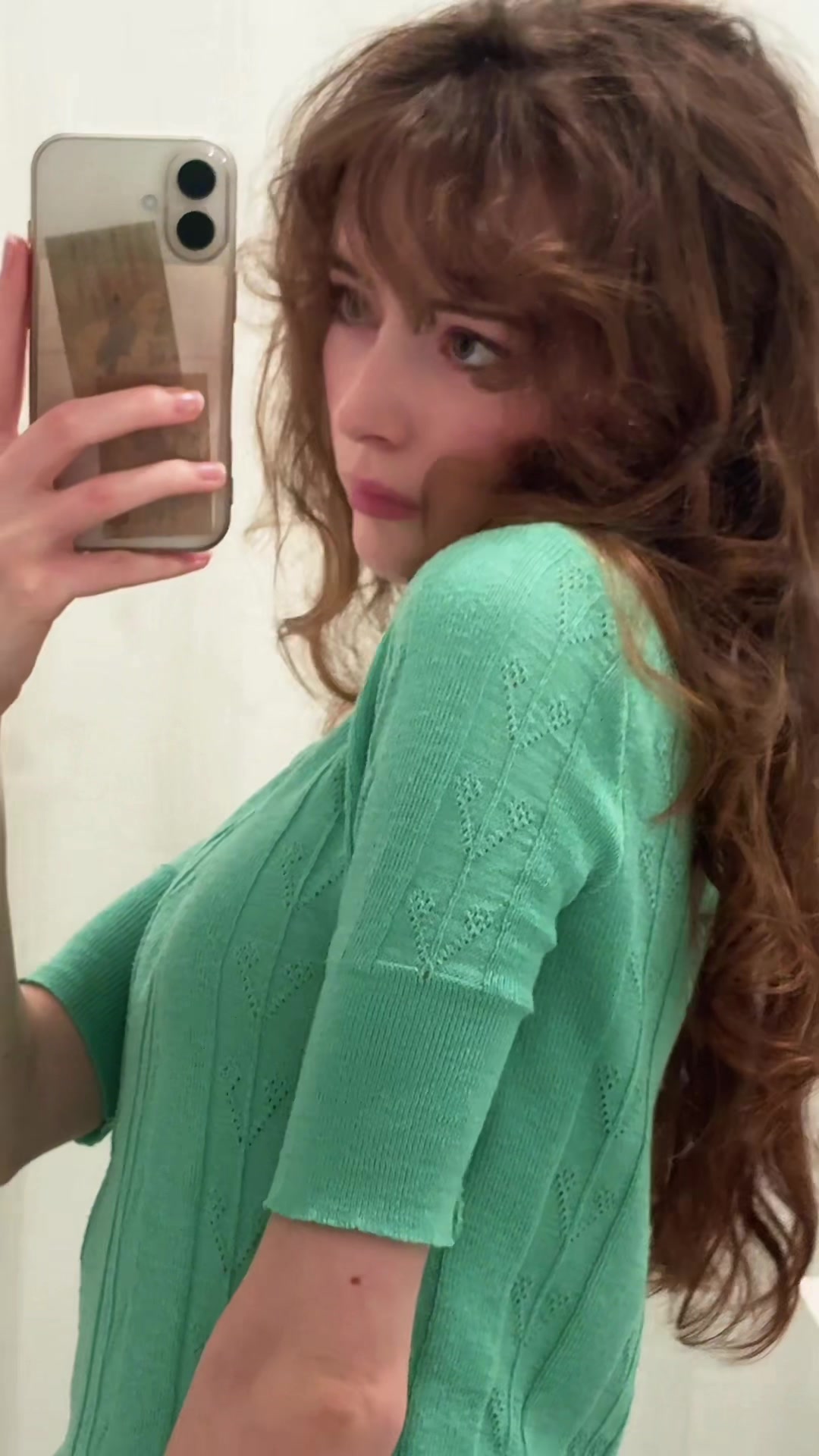 @maddienichole