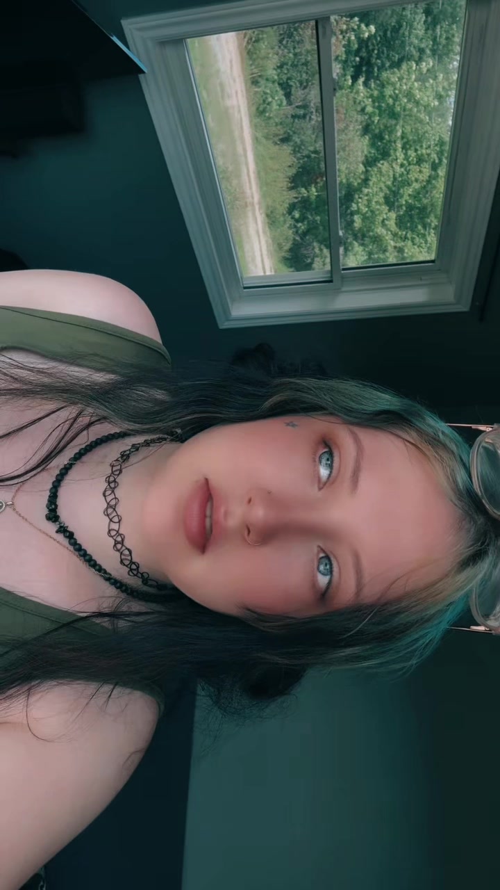 @Trippyhippywitchy