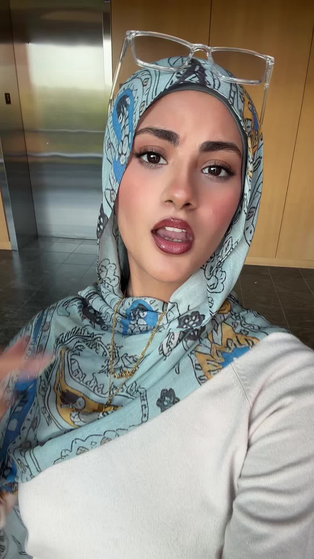 @Aisha