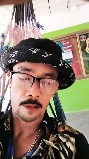 @ลุง..ต๊ะ