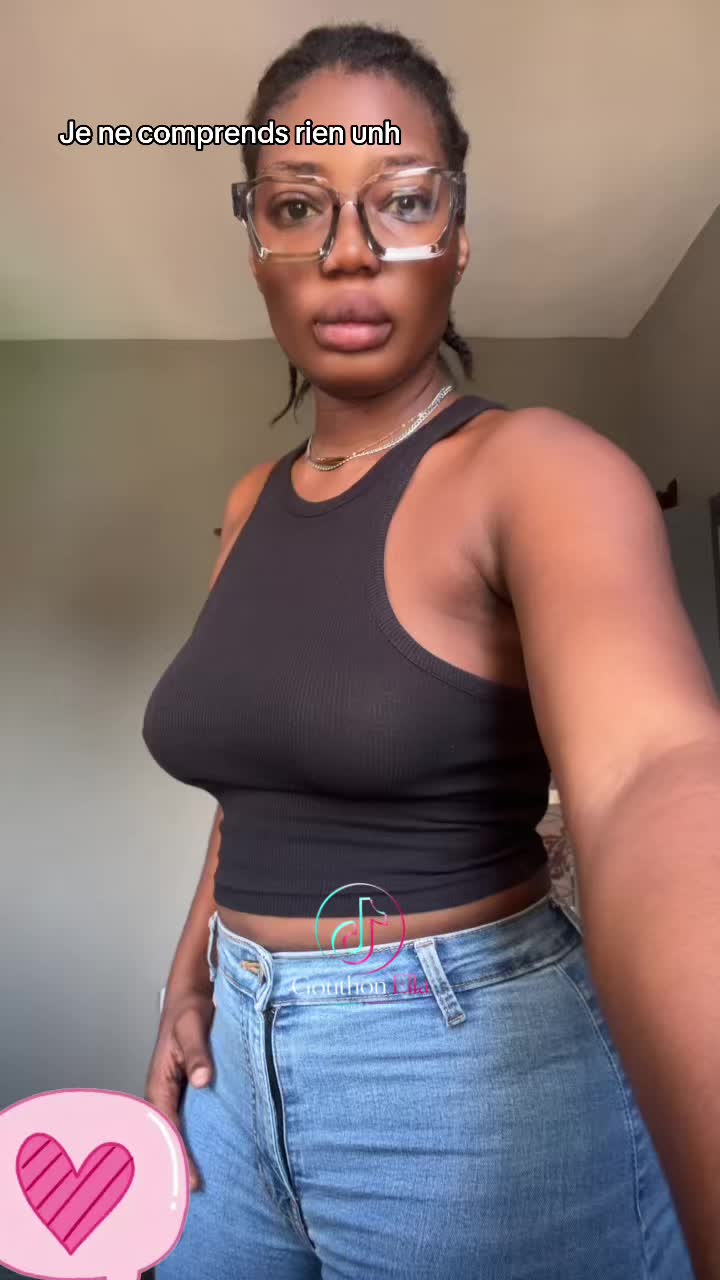 @Ella🦂❤️