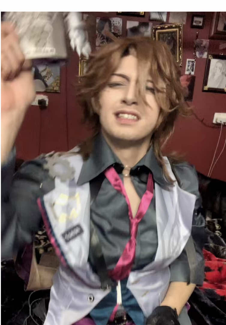 @Bread_cos