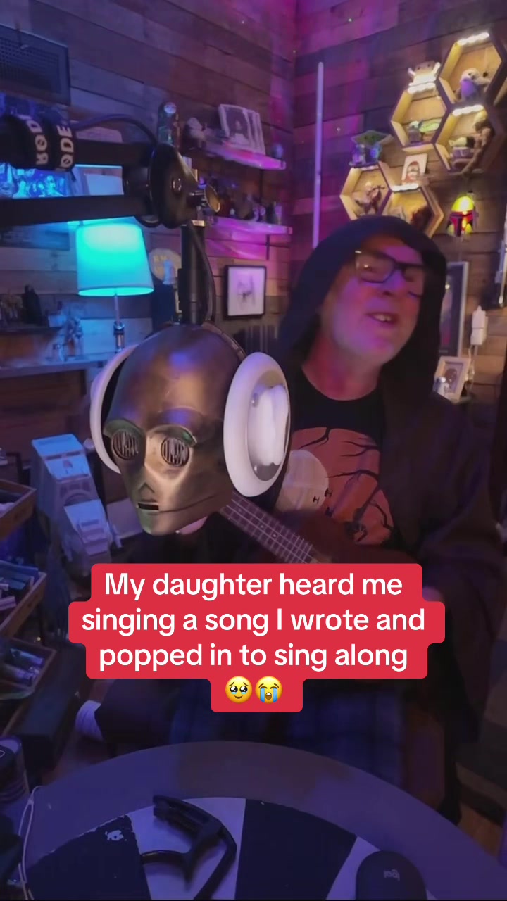 @ASMR_Kenobi