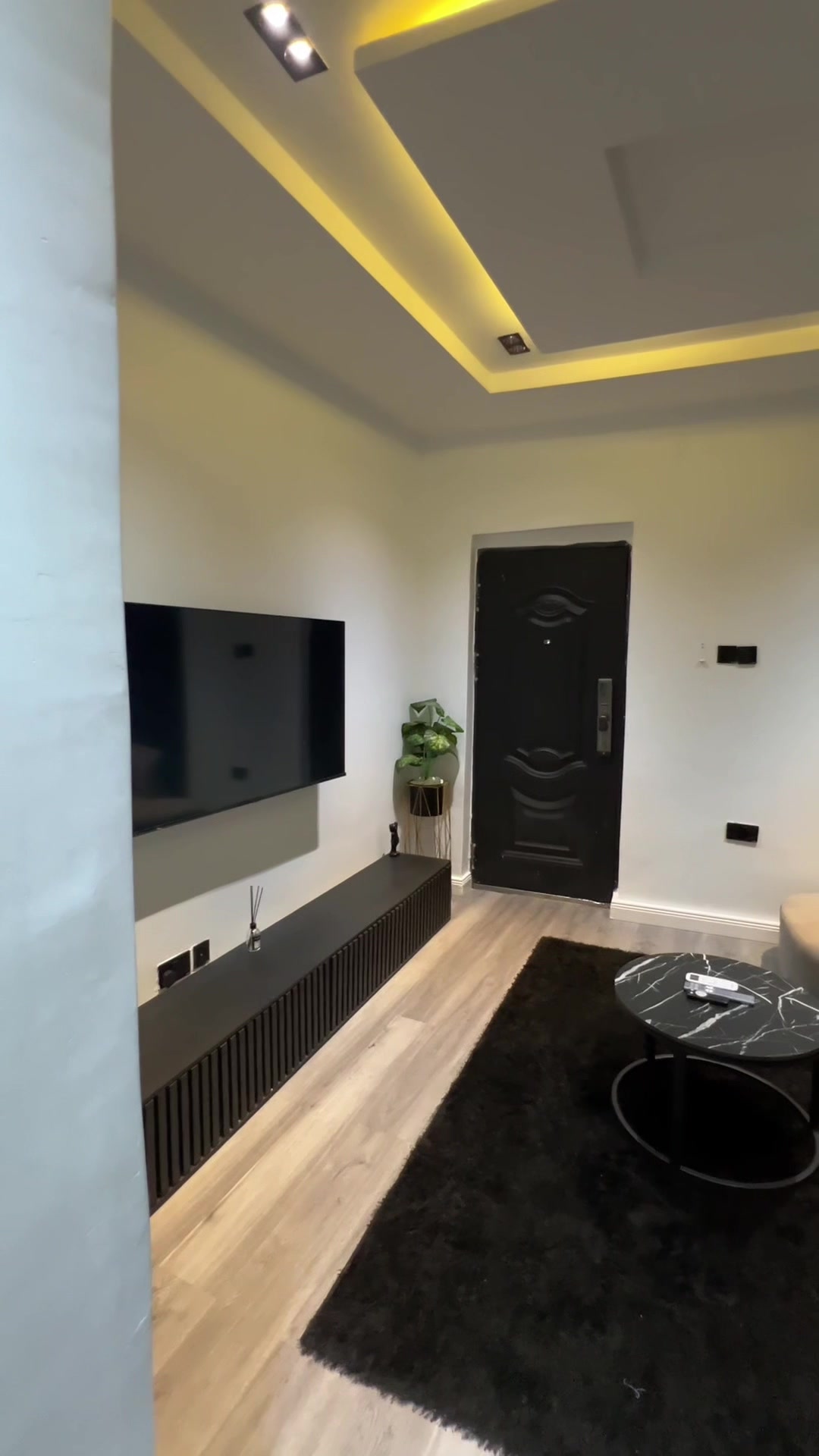 @Lucy luxury apartments