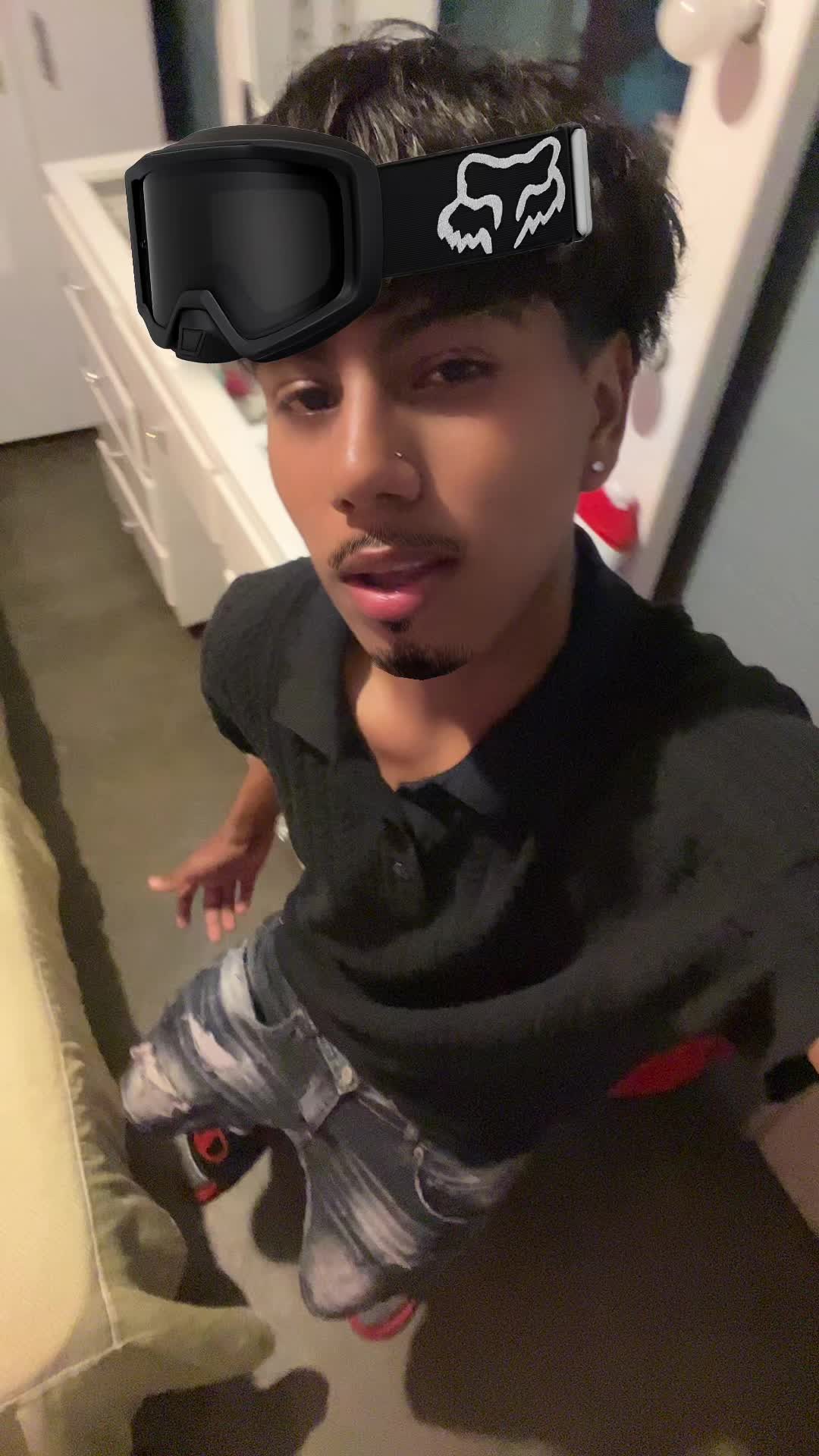 @N O E 🩸