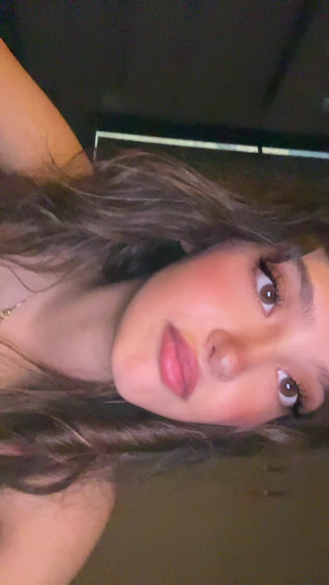 @elena