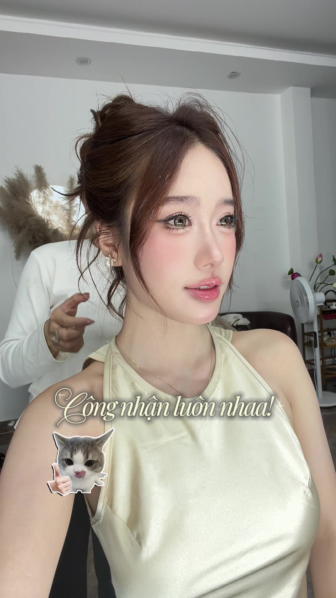 @Blingngoc (Phạm B&iacute;ch Ngọc)