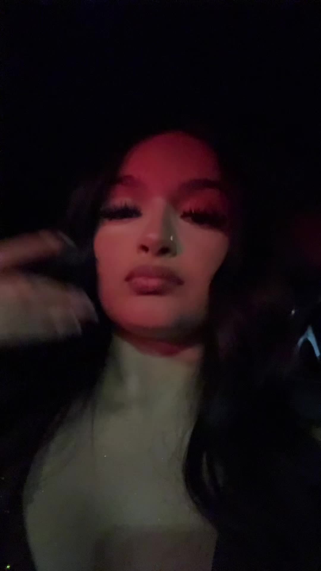 @M