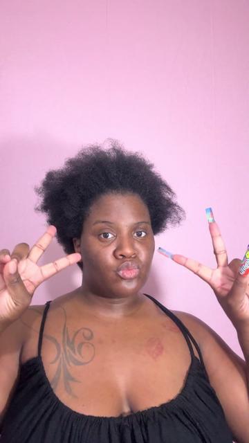 @Baldheadnailtech