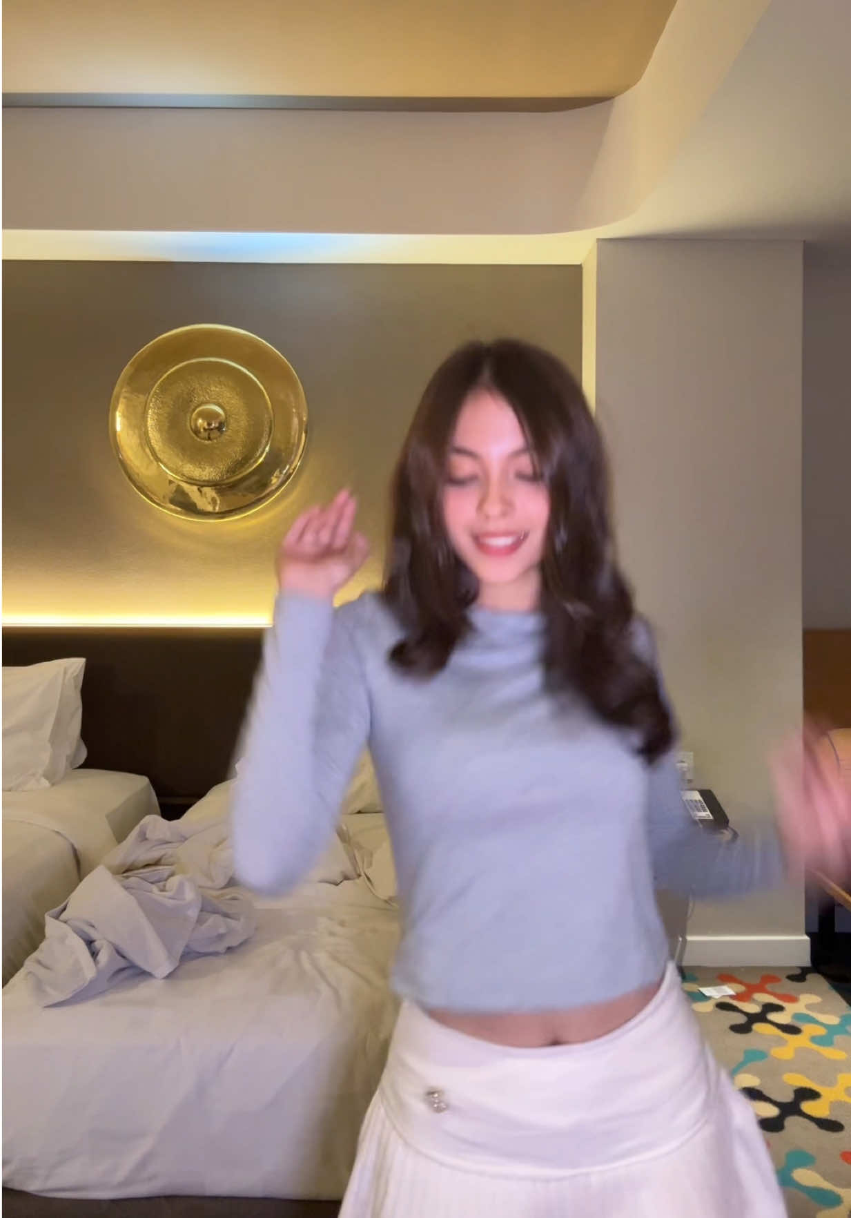 @raisamarie