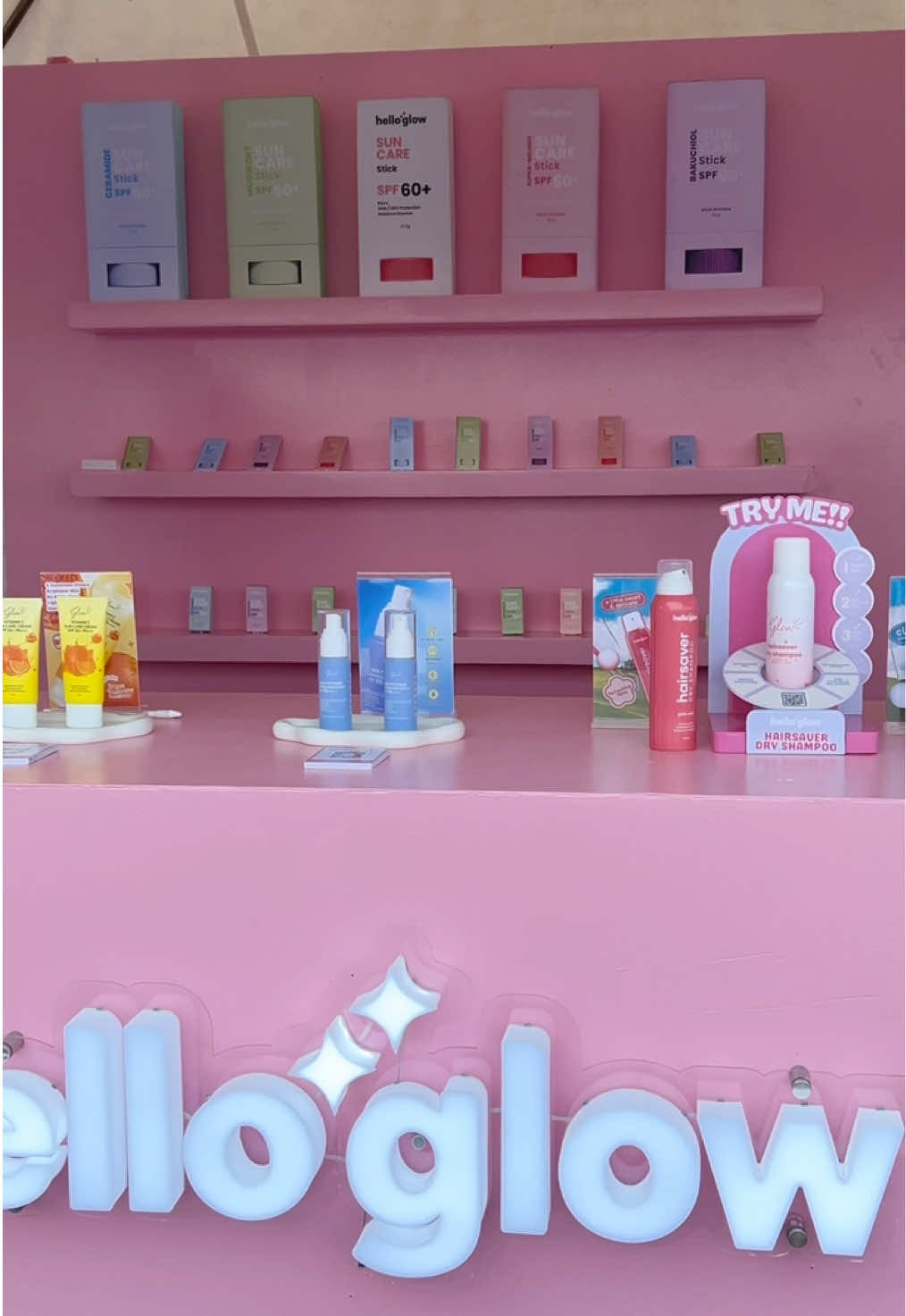 @Hello Glow Official