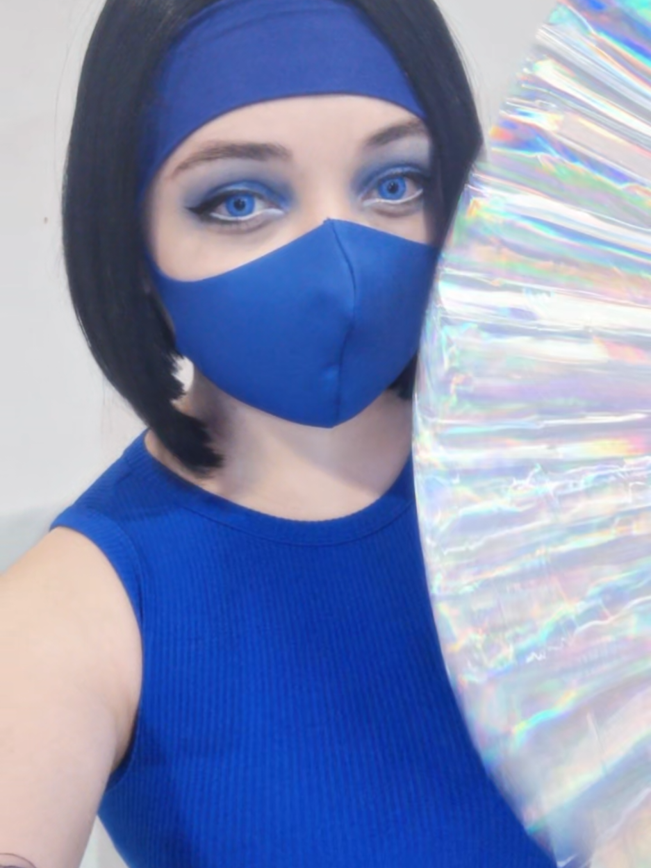 @Bibi I Cosplayer🦻🏻♿️